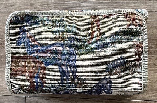 Equestrian hanging cosmetic bag scaled